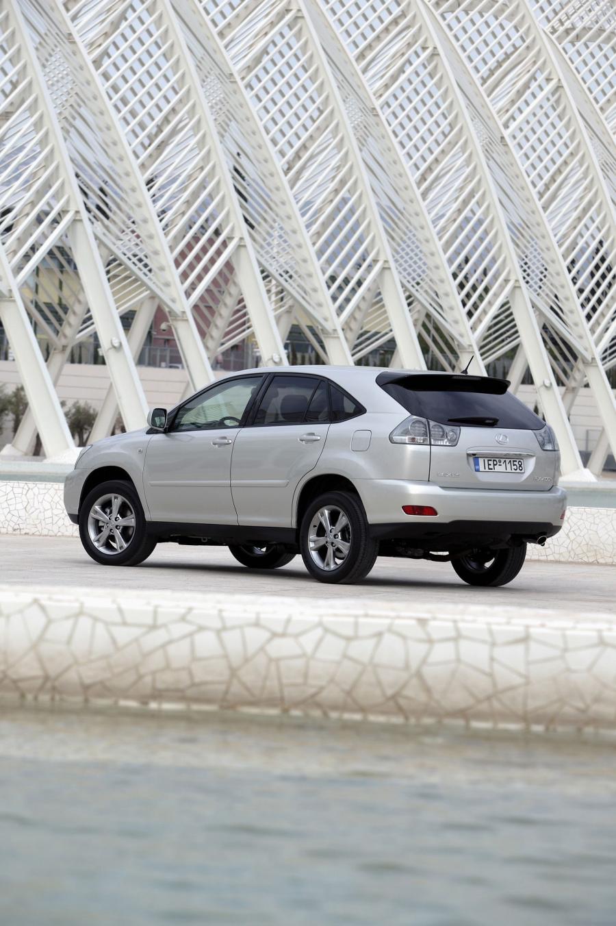  Lexus RX400h 2006 года  (фото 197 из 272)